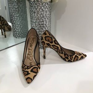 SAM EDELMAN HAZEL LEOPARD PUMPS